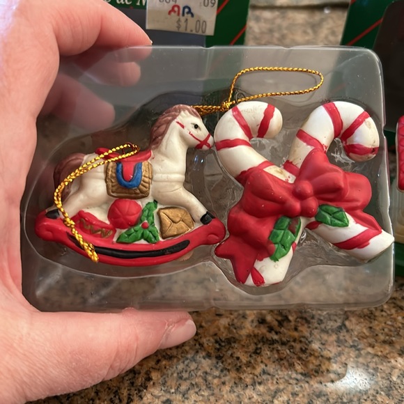 Lot of 3 vintage Danson Porcelain Ornaments - Picture 7 of 7